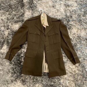 VINTAGE Air Force WWII Uniform. Coat, shirt and belt. Harvard Square, Conqueror